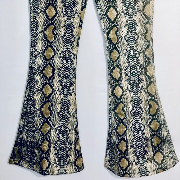NEW..! Pallazo Pants Boho Snake Bell Button M - Picture 3 of 8